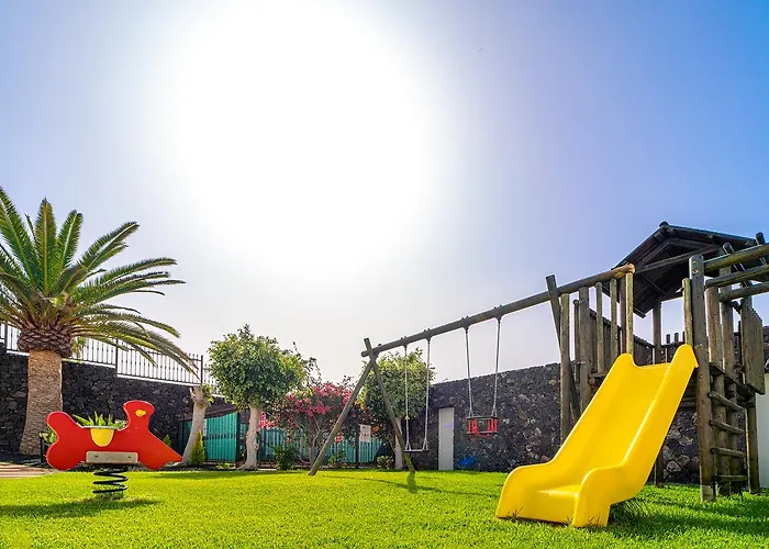 Isla De Lobos - Adults Only * Puerto del Carmen (Lanzarote)