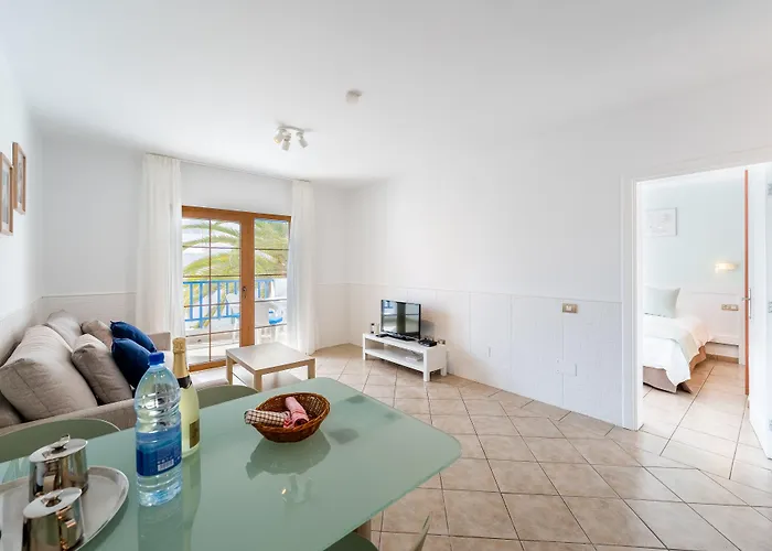 Isla De Lobos - Adults Only *