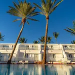 Апартаменты Isla De Lobos - только для взрослых