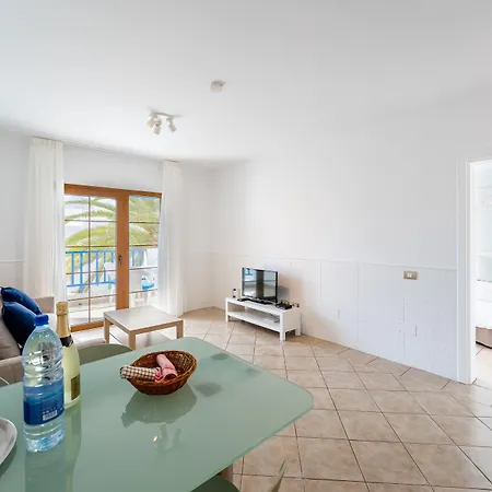 Isla De Lobos - Adults Only *